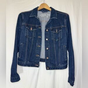 GAP Blue Jean Jacket Classic Denim Style